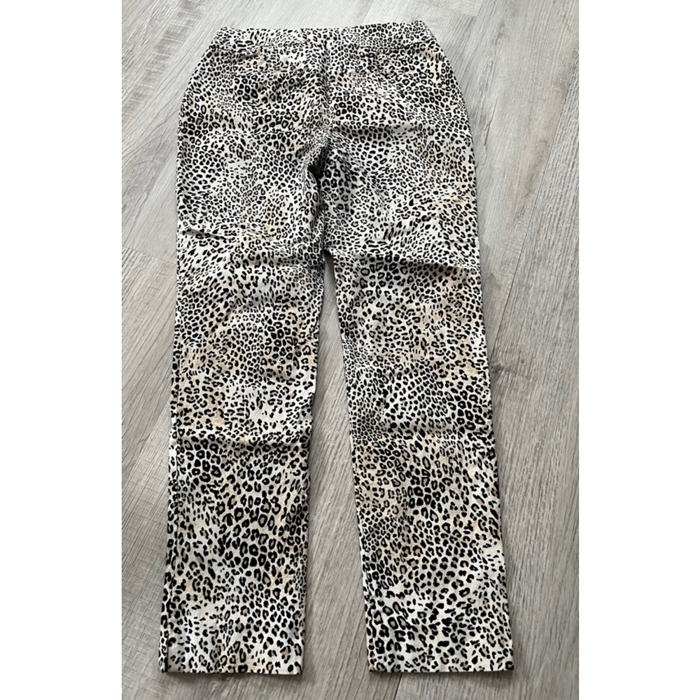 Chico’s so slimming animal print ankle pants size 4 - Picture 3 of 10
